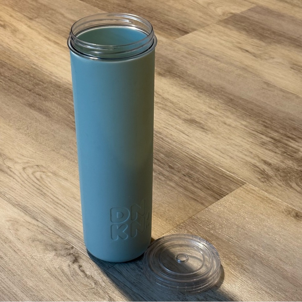 2020 Light Blue 27 Ounce Dunkin Donuts Tumbler